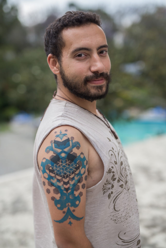 Nepal Ink, Katmandou, tattooing, earthquake, nepal meurtri, séisme, tattooer, tattooist, convention, convention katmandou, pmod, laure Siegel, tom vater, katmandou convention, malika, tatouage royale, montréal