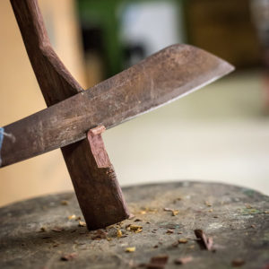 hand tapping, tattoo, tattooer, cliff tattooer