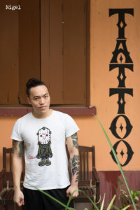 hand tapping, tattoo, tattooer, cliff tattooer, tattooed, borneo