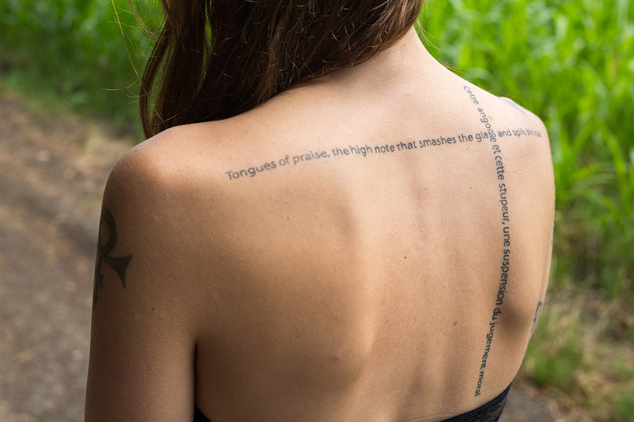 eloise bouton, feminism, pmod, article, writer, autrice, back tattoo, lettering tattoos,