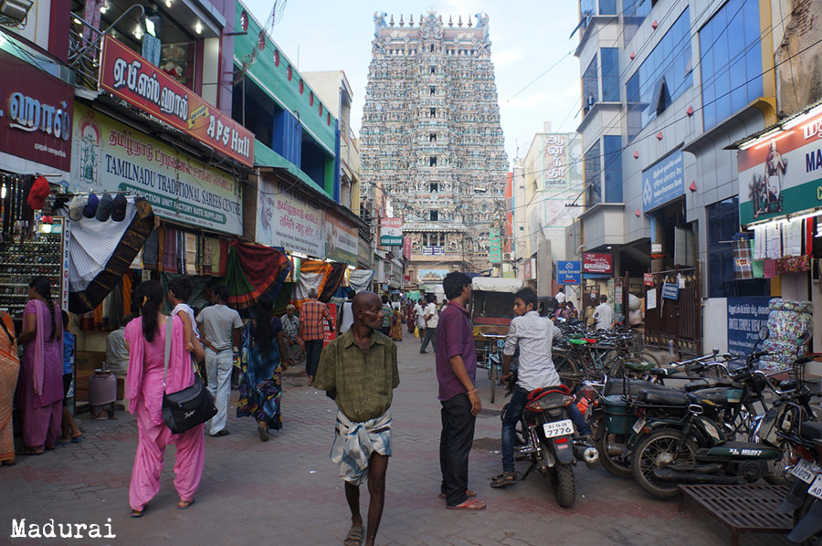 india, reportage, foule, lauré siegel, tom water, tattoo, tattooer, inde
