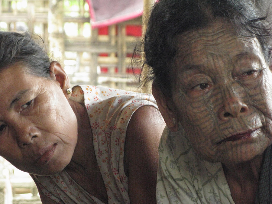 femmes chin, tatouage, ink,