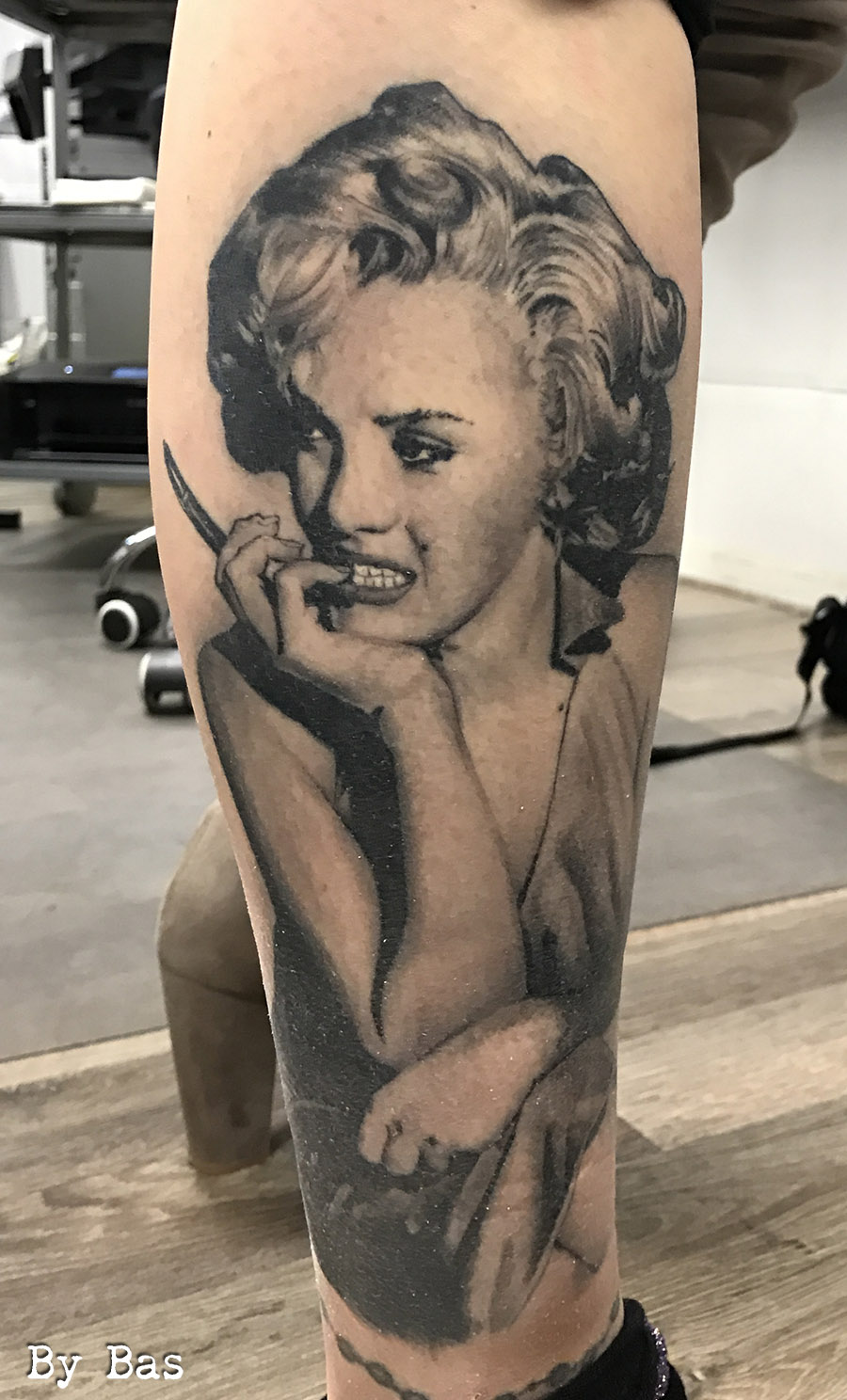 marilyn monroe tattoo, leg tattoos