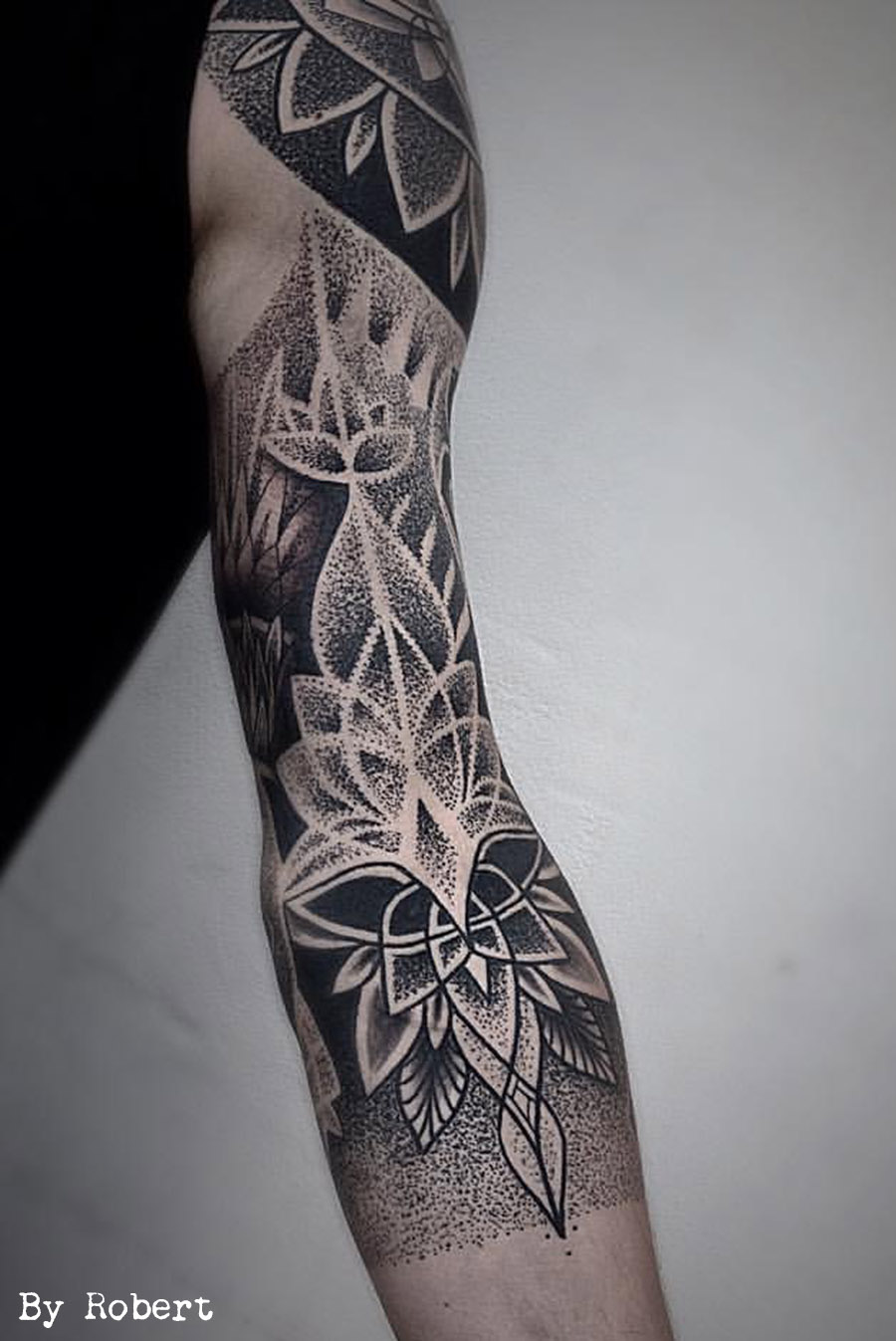 ornemental, dot work, arm tattoos, tatouage, ink, robert, dogstar tattoos